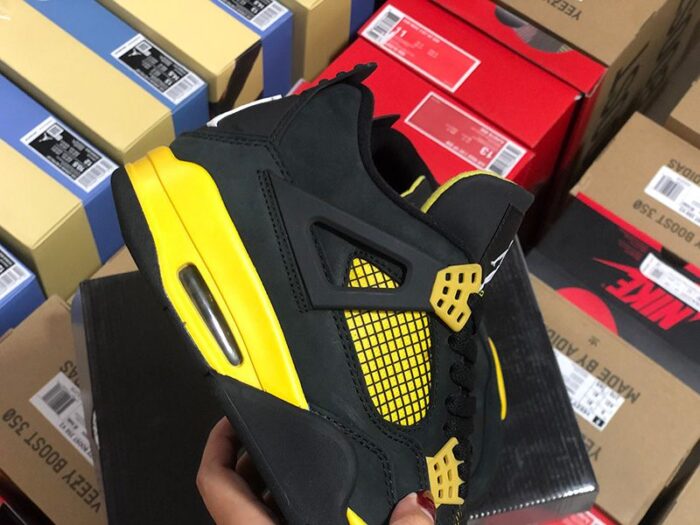 Jordan 4 Retro 'Thunder' 2012 - Image 7