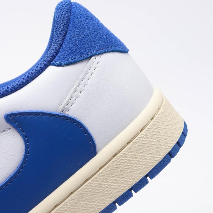 FRAGMENT DESIGN X TRAVIS SCOTT X JORDAN 1 LOW OG SP 'MILITARY BLUE' - Image 4