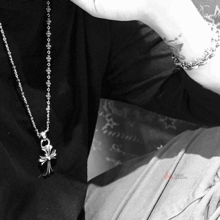 Chrome Hearts Classic Cross Necklace - Image 9