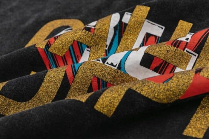 GALLERY DEPT Washed Gold Foil Print High-Street T-Shirt - Image 7