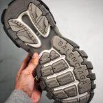 Track.3 Trainer LED ‘Gray’ - Image 8