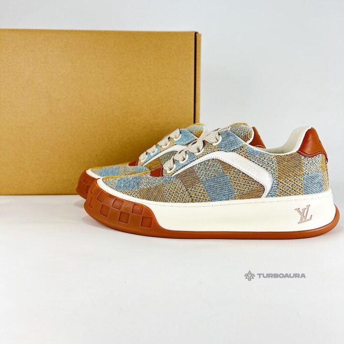 L* V Tilted Sneaker - Image 2