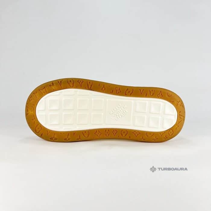 L* V Tilted Sneaker - Image 9