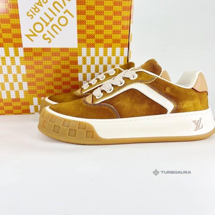 L* V Tilted Sneaker - Image 2