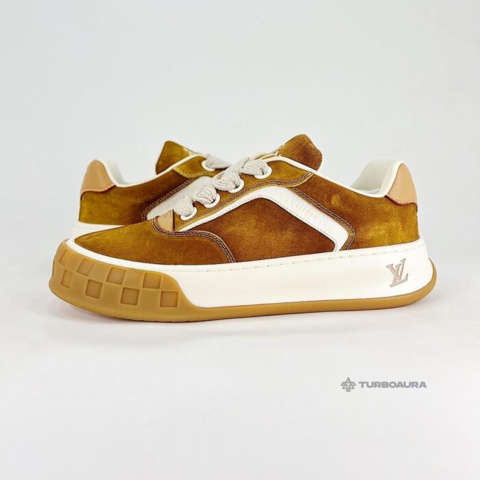 L* V Tilted Sneaker - Image 3