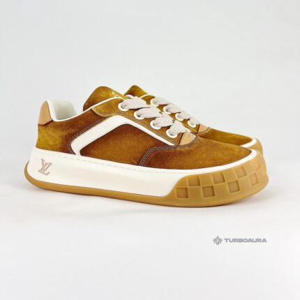 L* V Tilted Sneaker